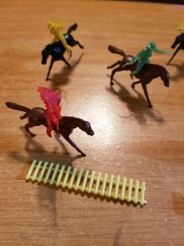 Vintage Dime Store Playset Wild West Cowboy and Indian Set Hong Kong  Orig. Pkg