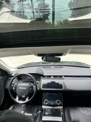 image 8 of interior