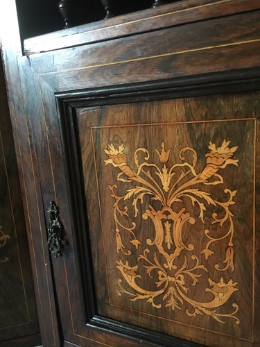 Antique etagere Console/China Cabinet/bar