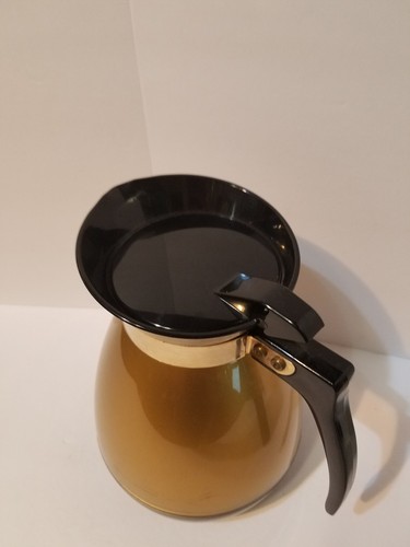 West Bend Thermo-Serv Insulated Carafe Coffee Tea Pitcher - large 44 oz 6 cups