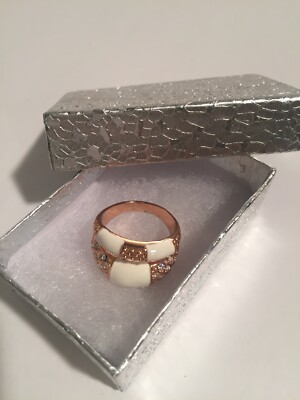 Avon Ring Beautiful Copper tone with white and CZ Size 8 See Pics (B23)