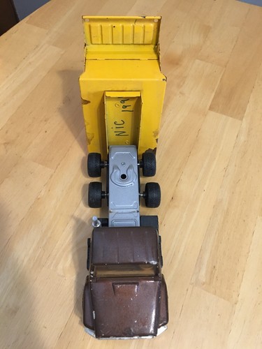 Mid 70's ERTL International S-Series Dump Truck Model 3605