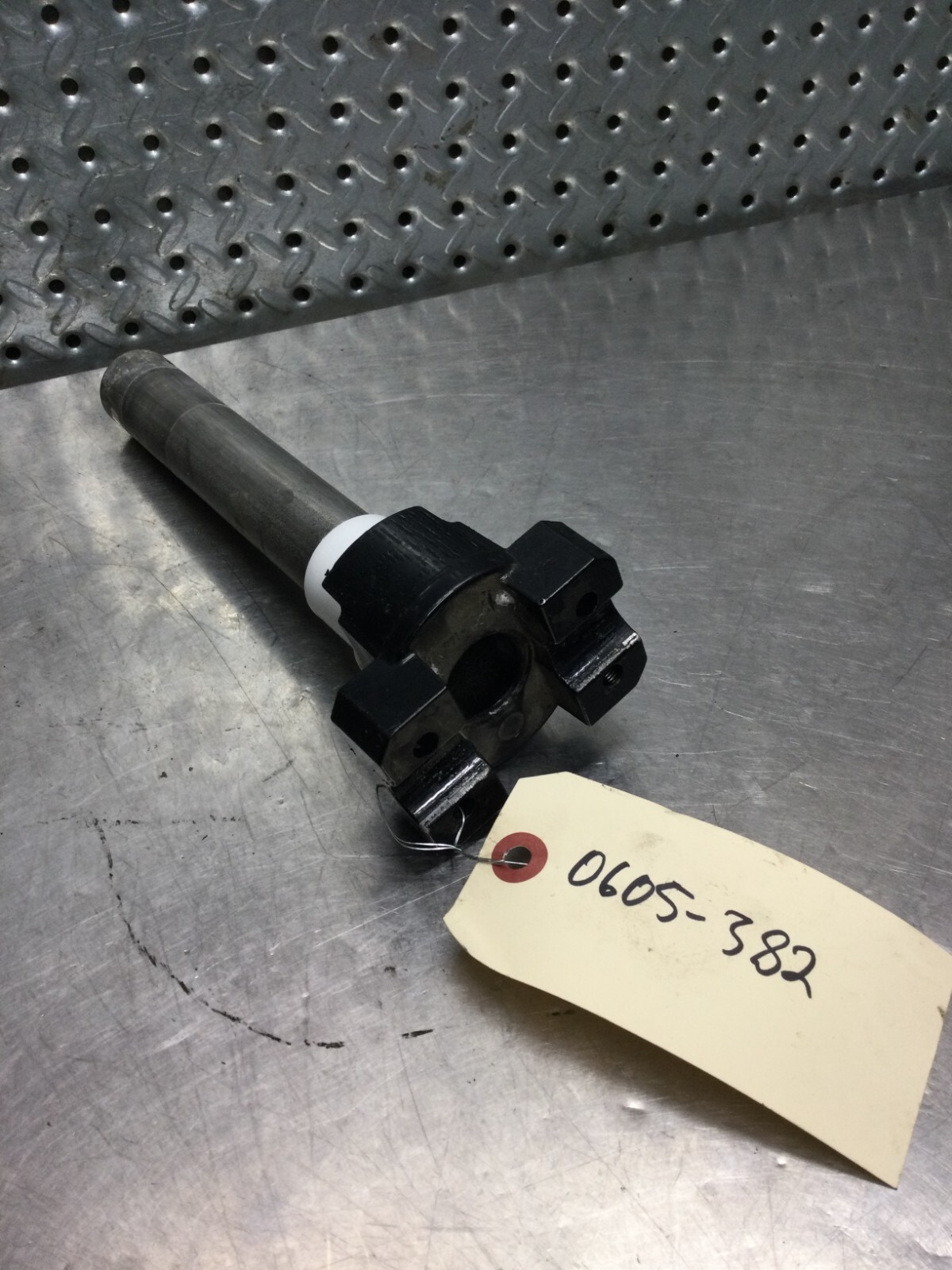tskg★ 1999 ARCTIC CAT TIGER SHARK 770 TSL STEERING POST 0605-382
