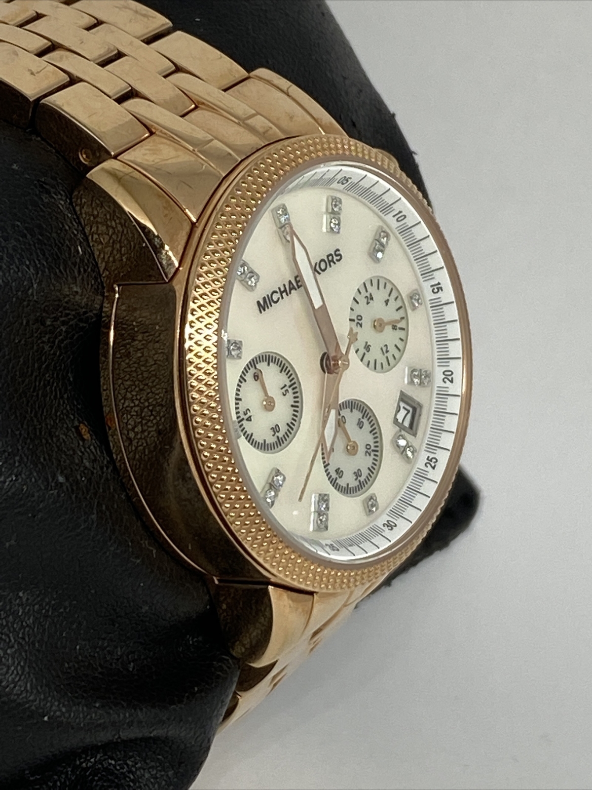 Michael Kors MK5026 Women's Stainless Steel Analog Dial Michael Kors MK5026 Women's Stainless Steel Analog Dial