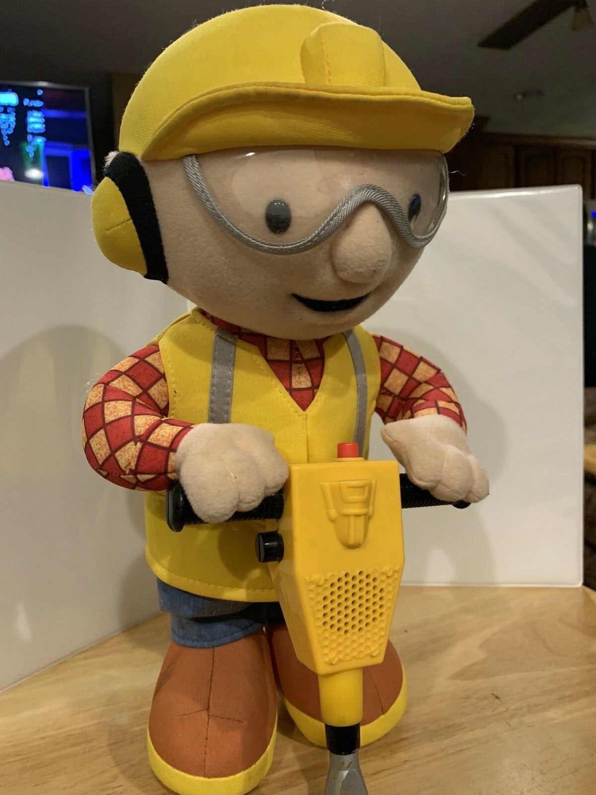 Hasbro Talking Bob the Builder with Jackhammer Stuffed Plush