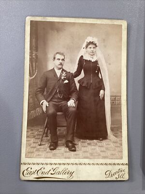 1891 Mother & Dad Behrend Decatur Illinois East End Gallery Cabinet Card Photo