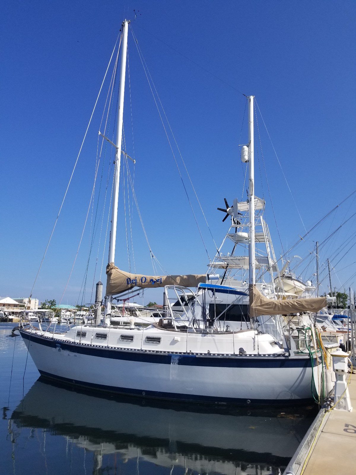 1983 36' SCYLLA SAILING KETCH W/ VOLVO PENTA 78HP DIESEL MOTOR (FL PRIC 83)