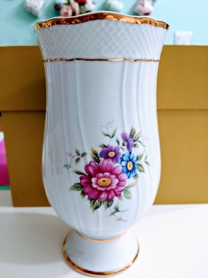 HOLLOHAZA HUNGARY PORCELAIN FOOTED VASE BASKETWEAVE FLOWERS HEREND STYLE