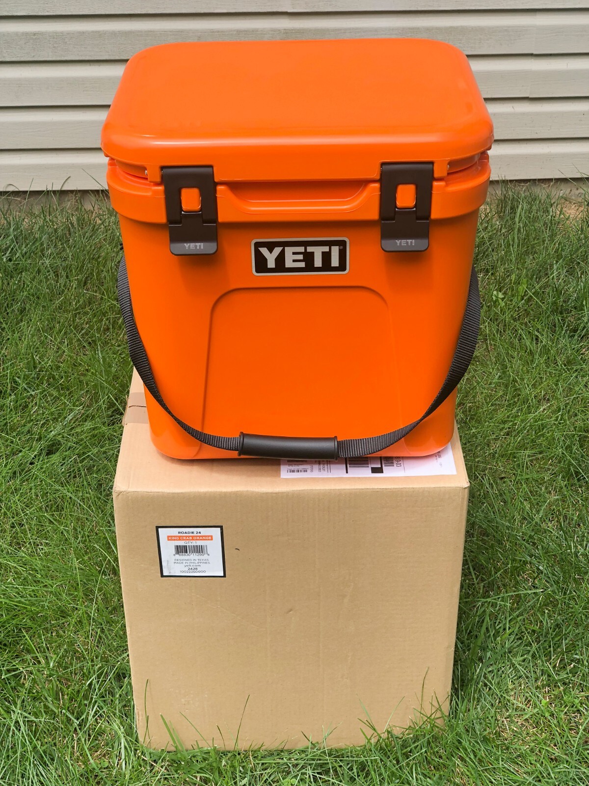 YETI - 【YETI】Roadie 24 限定色 キングクラブオレンジ YETI 【即納】イエティ COOLERS Roadie 24 King Crab Orange