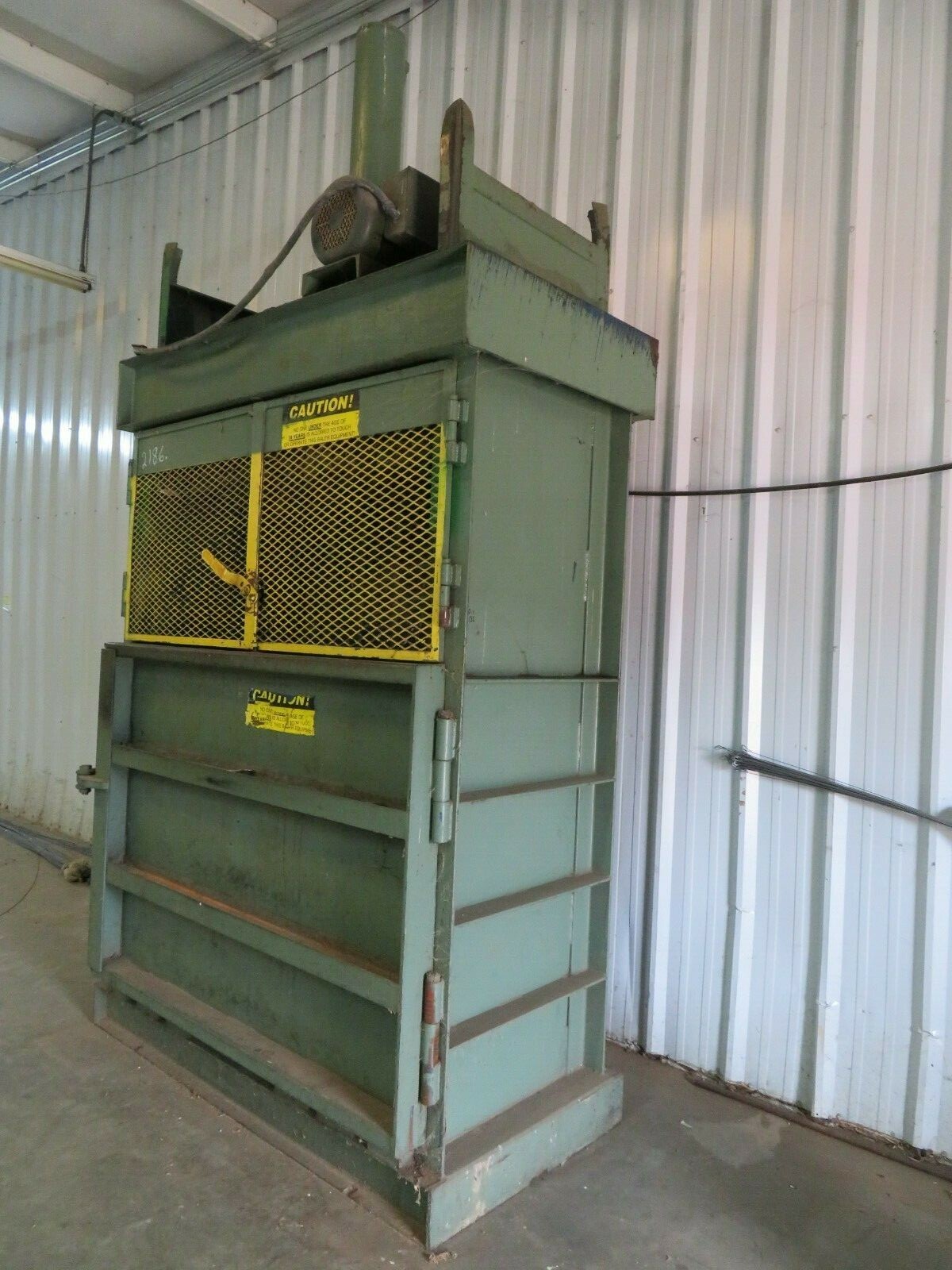 JV MFG CARDBOARD BALER COMPACTOR 1PH SINGLE PHASE 10HP 230V VOLTS 60