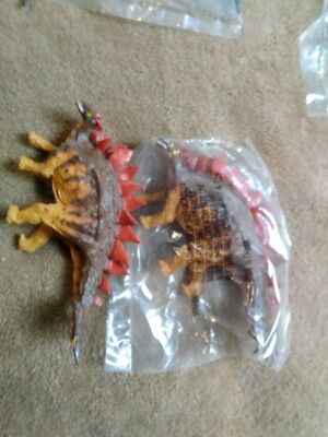 *ONE* ORIGINAL Battat Stegosaurus dinosaur figure NEW IN BAG