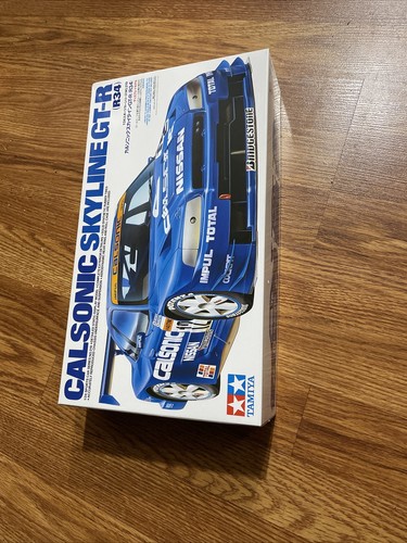 Tamiya 24219 1/24 Model Car Kit Calsonic Impul Nissan
