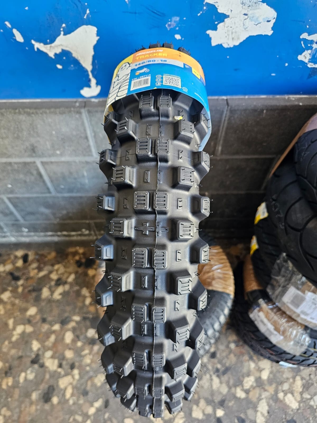 Michelin Tracker タイヤ 140/80-18 90/90-21 ミシュラン トラッカー 90/90-21 (バイク用タイヤ) 価格比較