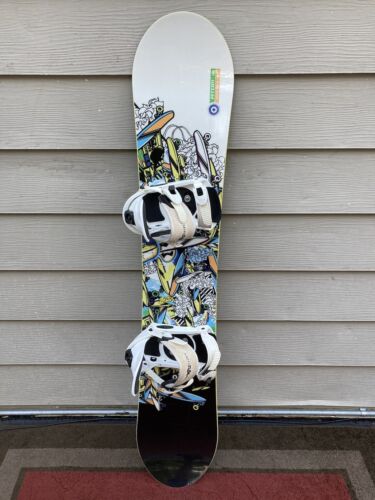 NEW Atom Freak 149 cm Snowboard W/ USED Matrix Large NEW Atom Freak 149 cm Snowboard W/ USED Matrix Large