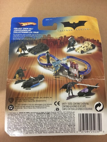 2006 Hot Wheels Batman Begins Batman Figure Batcopter Matte Black