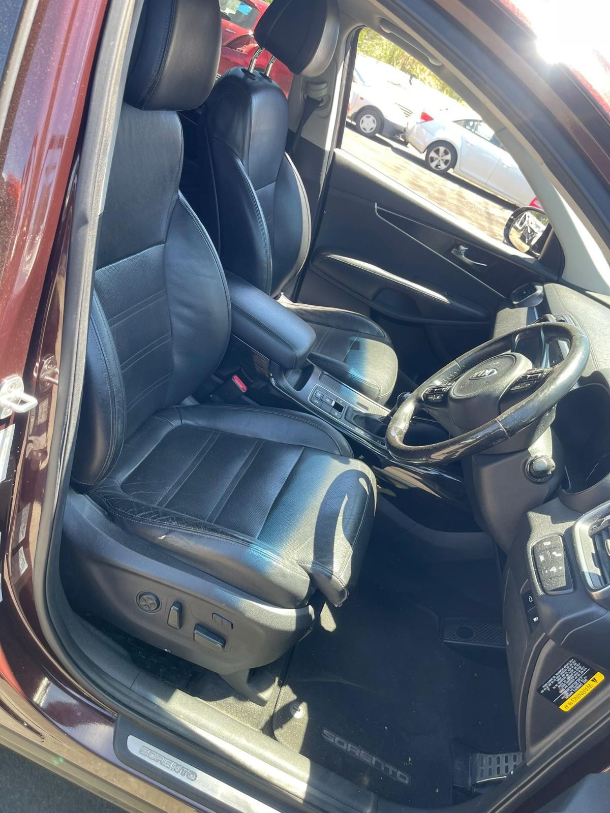 KIA SORENTO UM 03/2015-01/2020 LEFT FRONT SEAT FULL LEATHER SLI/PLATINUM - thumbnail 9