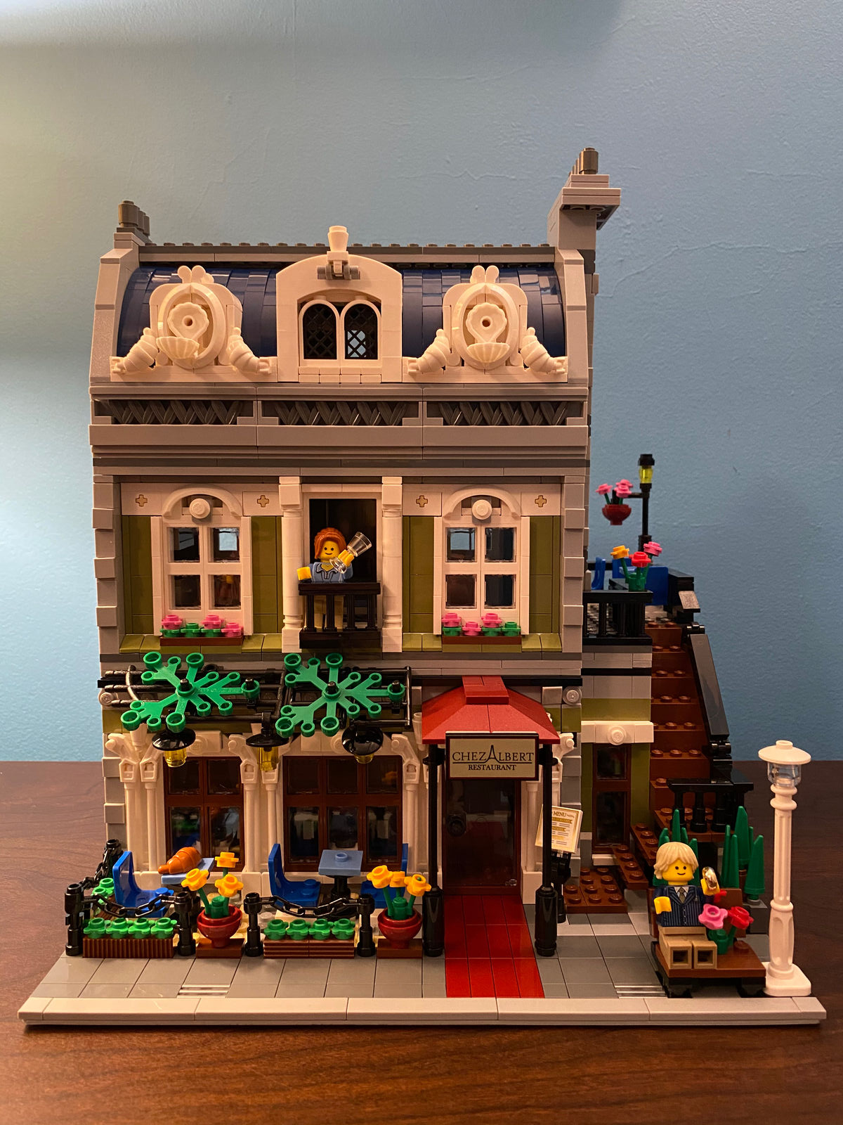LEGO レゴ クリエイター 10243 パリジャンレストラン 完成品 パリの