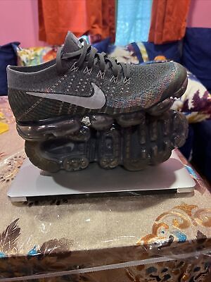 Pre Owned Nike Air Vapormax Flyknit Shoe 849557 019 Women s Size 10