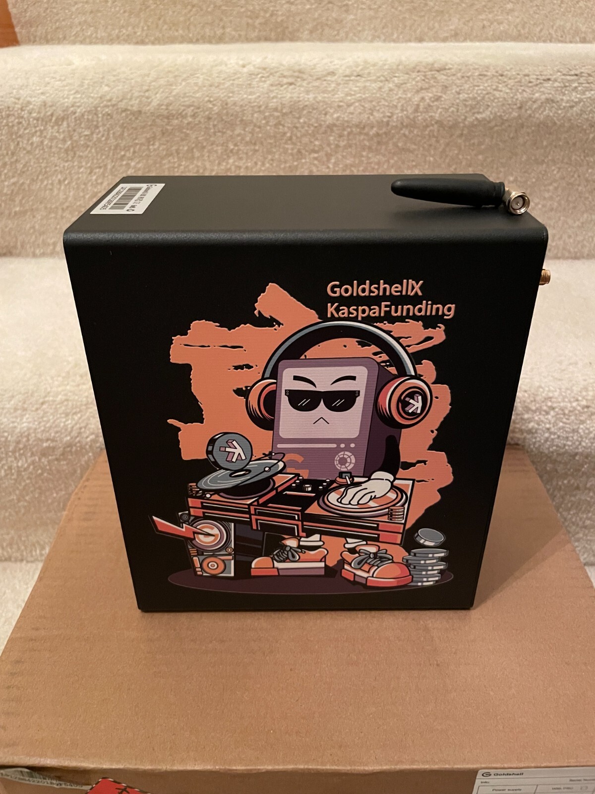GOLDSHELL KA BOX PRO MINER 1.6TH/s - USA SELLER | ✈️SHIPS ASAP in hand