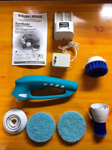BLACK & DECKER ScumBuster コードレスウェットスクラバー Amazon.com: Black & Decker, ScumBuster Cordless Wet Scrubber