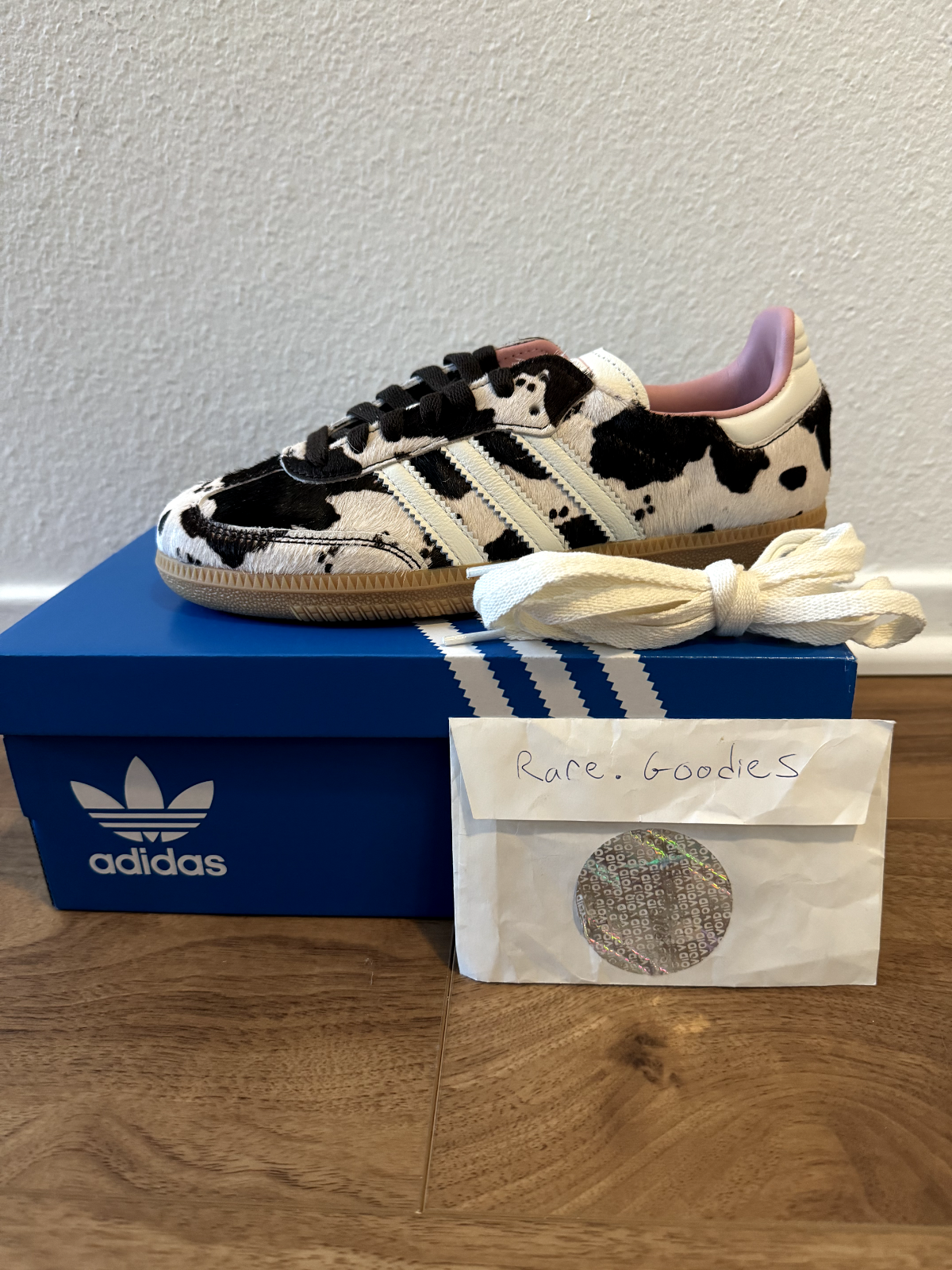 adidas ☆ SAMBA OG Women’s ‘Cow Print’ Adidas Samba OG Cow Print Women's JR1256 ALL SIZES 5.5 - 12