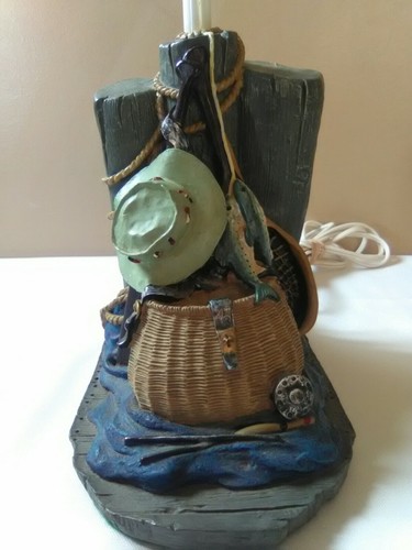 VINTAGE TACKLE EQUIPMENT DECO  FISHING MANS CAVE  LAMP 10 1/2