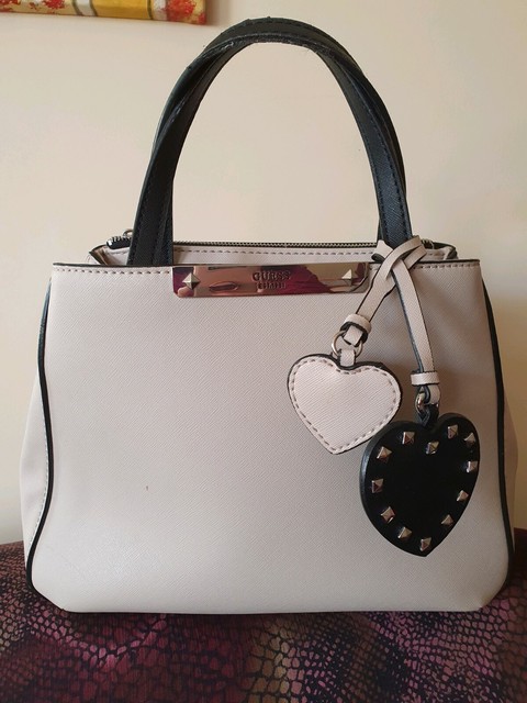 victoria guess bag