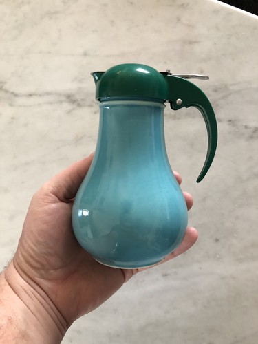 VINTAGE TURQUOISE FIESTA SYRUP WITH DRIPCUT LID, FIESTAWARE HOMER LAUGHLIN