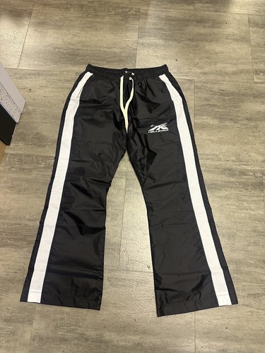 新品同様 HELLSTAR SWEATS HALF PANTS Mサイズ 新品同様 HELLSTAR SWEATS HALF PANTS Mサイズ. - メルカリ