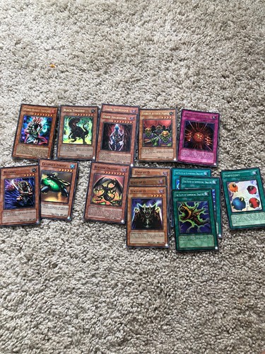 Yugioh Old School Vintage Card Collection!  32Rare, 18 Holo 159 Common 209 Cards