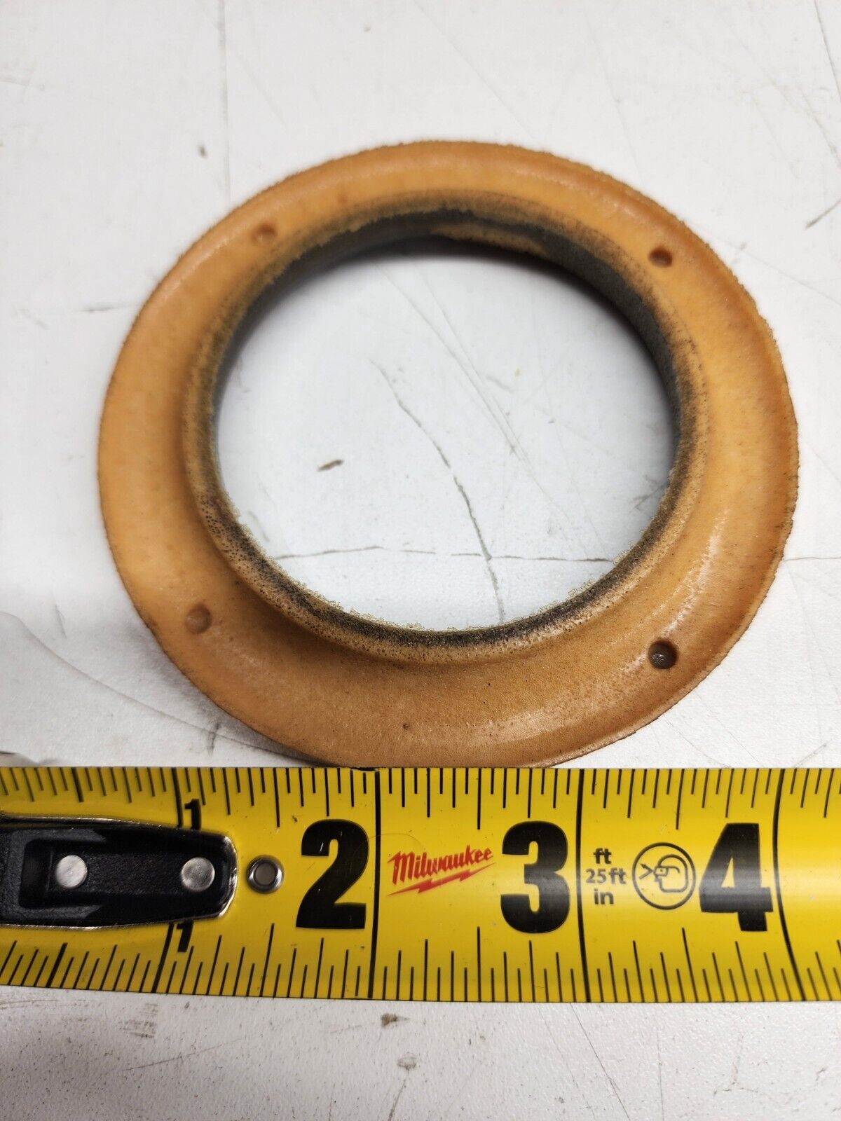 GM 20859337 Genuine OEM Replacement Part Leaf Spring GM 20859337 Genuine OEM Replacement Part Leaf Spring