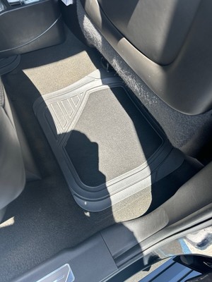 image 5 of interior