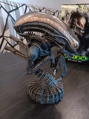 Boxed Alien Mini Resin Bust Palisades Darkworlds Artist Proof