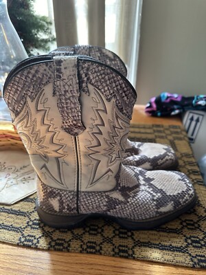 Durango Lady Rebel Women 10  Westn Cream/gray Snake Print size 8.5 M New No Box