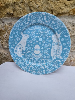 Bunny Rabbit 8'' Blue Salad Plate Sur la Table Easter Collection Rabbit Egg Decor
