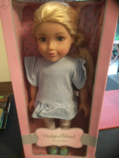 designafriend doll lola