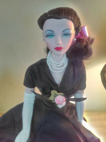 Pin Up Gene Doll With Extra