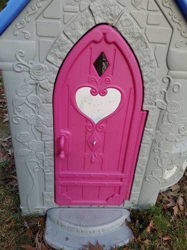 DISNEY princess castle outdoors!