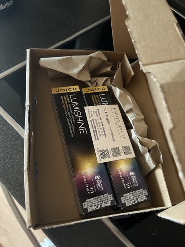 Foto dell'oggetto di un acquirente verificato