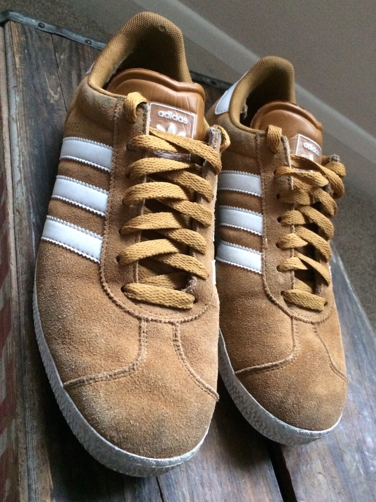adidas gazelle tobacco