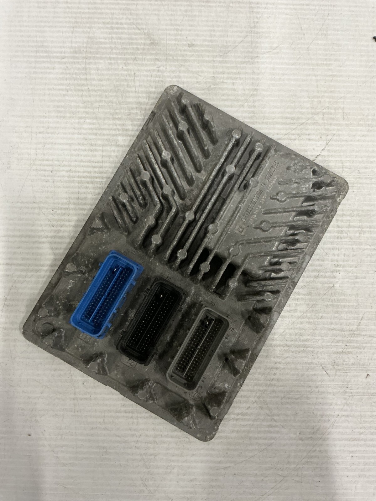 14-16 CHEVROLET SILVERADO 1500 ENGINE COMPUTER CONTROL UNIT