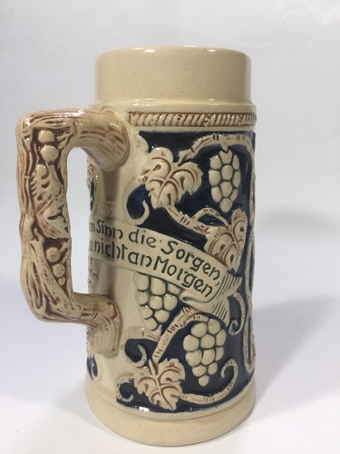Aus dem Sinn die Sorgen, denke nicht an Morgen BEER STEIN Made In Germany