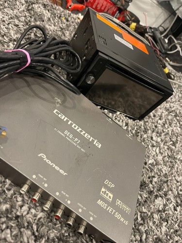 Pioneer DEQ-P7 DSPユニット　5.1チャンネル DEQ-P7 PIONEER / carrozzeria(パイオニア / カロッツェリア)の