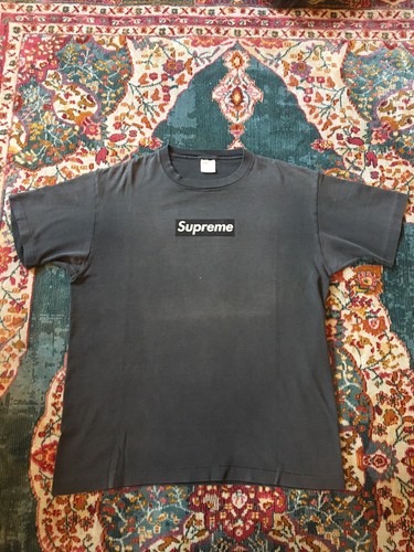 Vintage 1997 Supreme Box Logo T Shirt Sz Large RARE 90's Vintage 1997 Supreme Box Logo T Shirt Sz Large RARE 90's