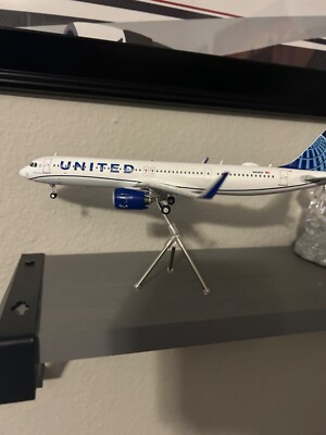 UNITED Ailines Airbus A321 NEO 1/200 diecast Gemini Jets model