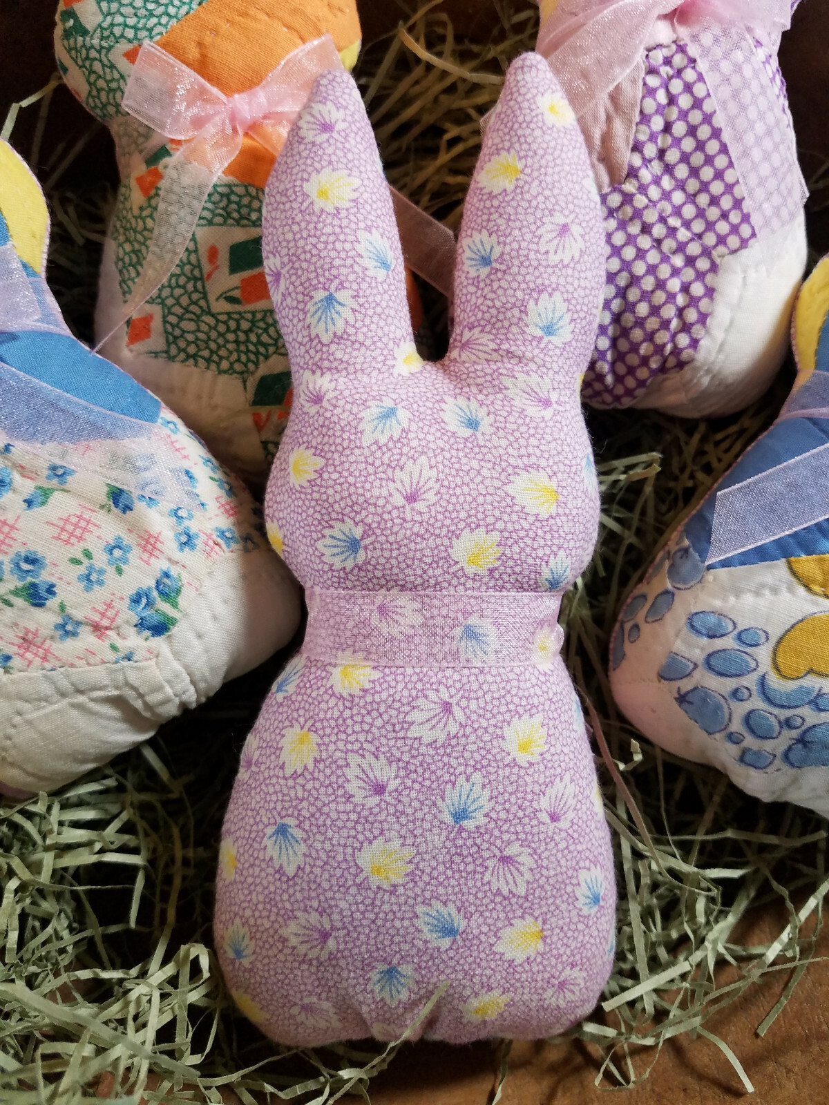 Vintage cutter quilt Easter Bunny Bunnies bowl fillers flower garden