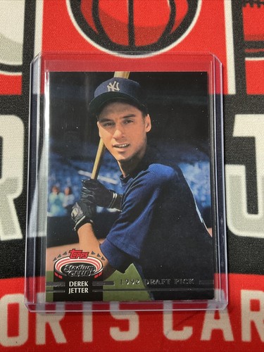 スポーツ選手 topps stadium club Derek Jeter  auto Derek Jeter 2022 Topps Stadium Club Members Only Logoman