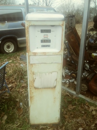 Gulf Gas Pump Crome Dome