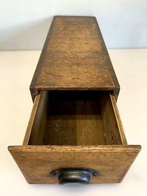 Wooden outlet long box
