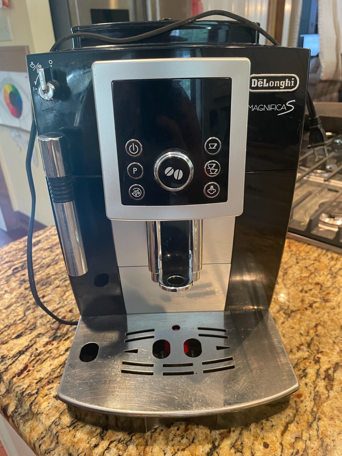 De'Longhi Magnifica S ブラック DeLonghi Magnifica S Ecam 22.110.B Coffee Machine Black